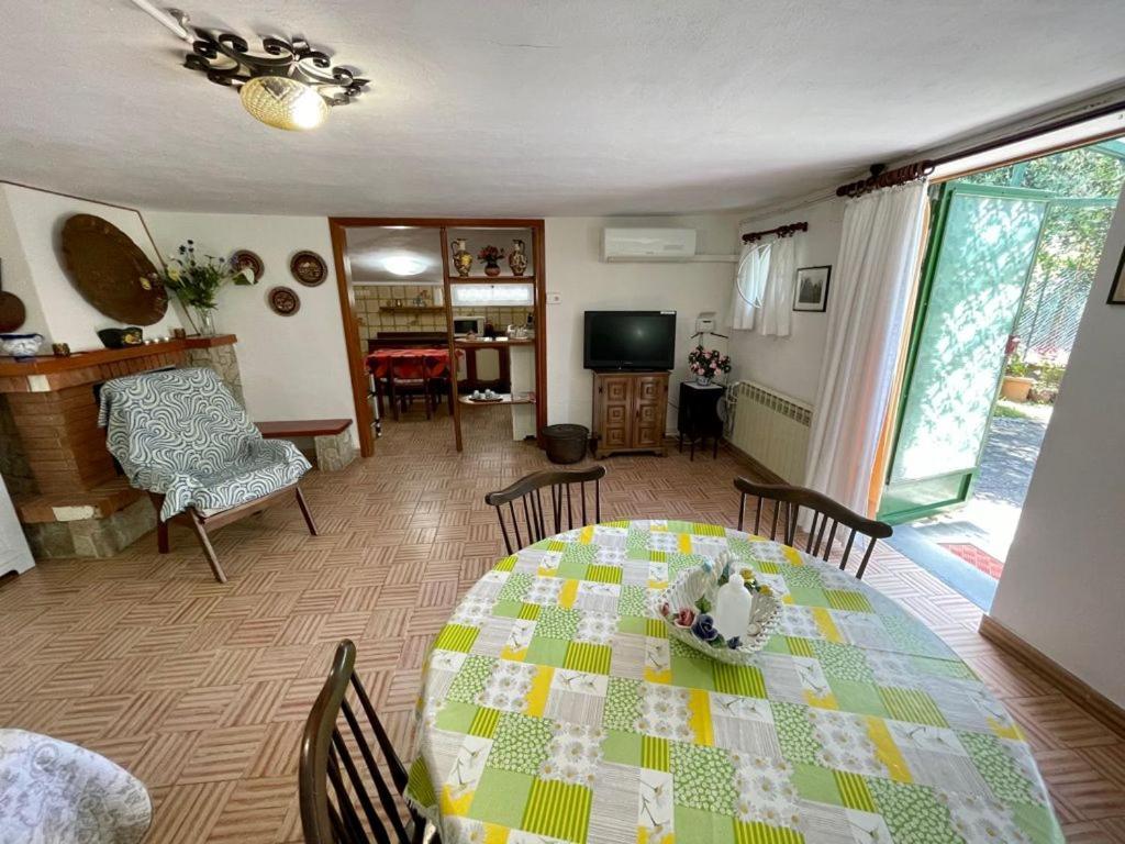 Rosy Apartment - Levanto, 5 Terre Luaran gambar